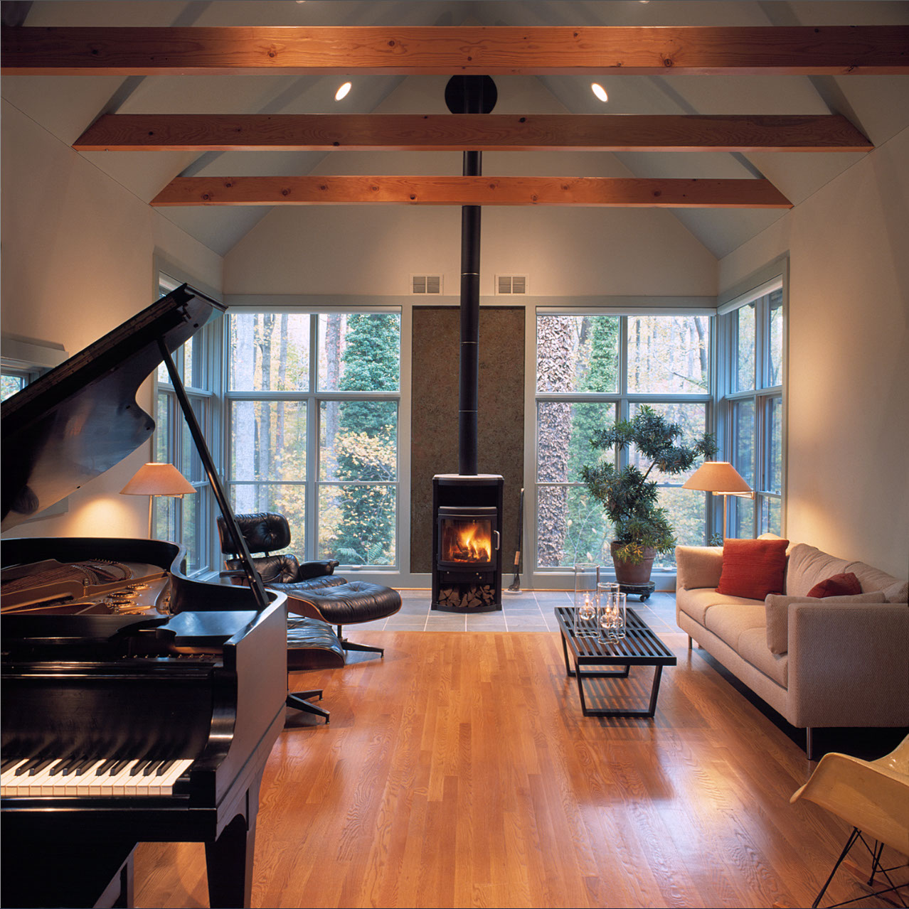 Scientist's Cliff Cottage